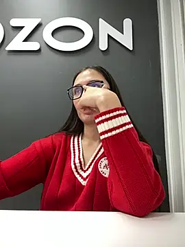 Snapshot of Sweet_Lollypop chatting on February 19, 2025, 4:33 pm Sweet Lollypop online show from February 19, 2025, 4:33 pm