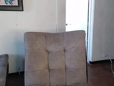 Liamiler01  online show from February 12, 2025, 2:21 pm