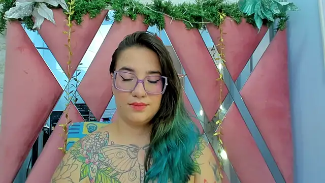 DEVA BLUE  online show from January 8, 2025, 7:13 am