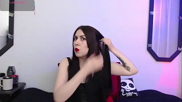 Amy Aloqua online show from October 25, 2025, 3:07 pm