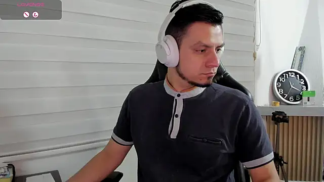 Rick Diesel  online show from April 18, 2026, 4:16 am