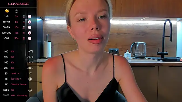 Olivia Bells online show from June 13, 2026, 8:51 pm