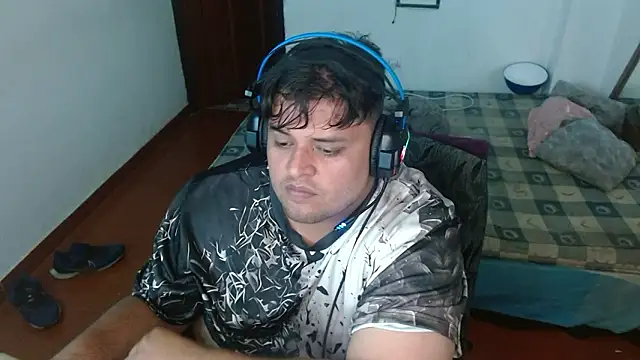 Snapshot of altairstudiosvip_ chatting on December 3, 2024, 4:58 am altairstudiosvip online show from December 3, 2024, 4:58 am