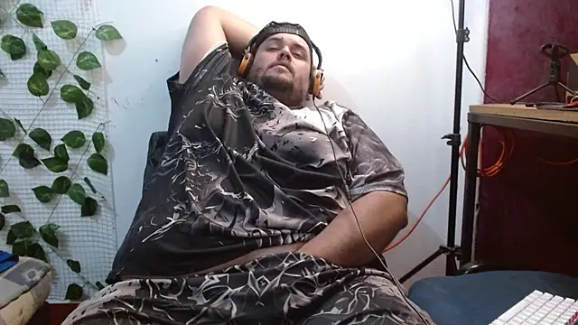 Snapshot of altairstudiosvip_ chatting on February 3, 2025, 3:06 pm altairstudiosvip online show from February 3, 2025, 3:06 pm