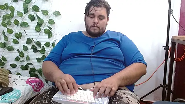 Snapshot of altairstudiosvip_ chatting on February 11, 2025, 2:24 pm altairstudiosvip online show from February 11, 2025, 2:24 pm