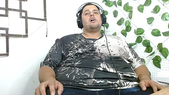 Snapshot of altairstudiosvip_ chatting on September 14, 2025, 12:32 am altairstudiosvip online show from September 14, 2025, 12:32 am