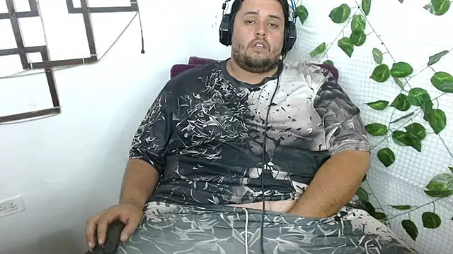 Snapshot of altairstudiosvip_ chatting on September 30, 2025, 2:55 pm altairstudiosvip online show from September 30, 2025, 2:55 pm