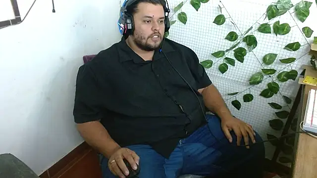 Snapshot of altairstudiosvip_ chatting on October 11, 2025, 1:20 pm altairstudiosvip online show from October 11, 2025, 1:20 pm