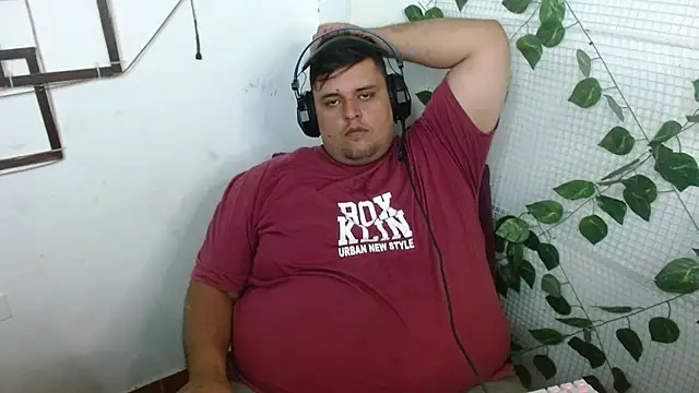 Snapshot of altairstudiosvip_ chatting on November 4, 2025, 3:33 pm altairstudiosvip online show from November 4, 2025, 3:33 pm