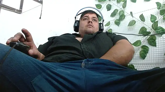 Snapshot of altairstudiosvip_ chatting on November 8, 2025, 1:22 pm altairstudiosvip online show from November 8, 2025, 1:22 pm