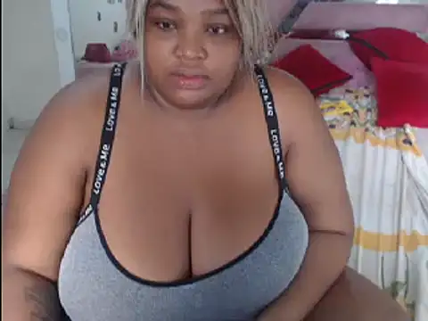 chocolatehot04 online show from December 27, 2024, 1:28 pm