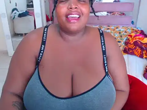 chocolatehot04 online show from February 8, 2025, 6:55 pm