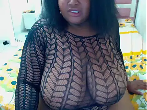 chocolatehot04 online show from October 27, 2025, 5:33 am