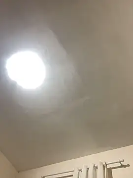 -Marivalda- online show from April 17, 2026, 2:36 am