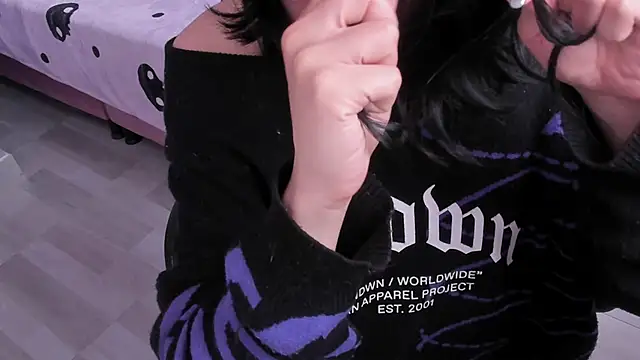 Snapshot of Room312_ chatting on March 7, 2025, 4:00 pm Room312 online show from March 7, 2025, 4:00 pm