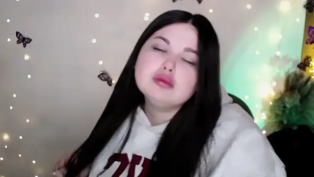 Emily Mo online show from February 8, 2026, 6:50 am