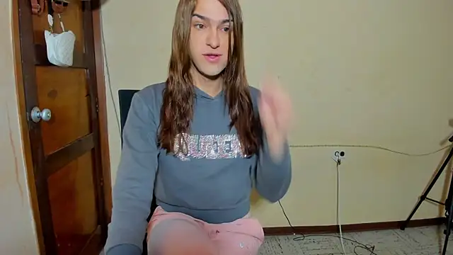 sweet1Girl online show from October 13, 2025, 12:05 pm