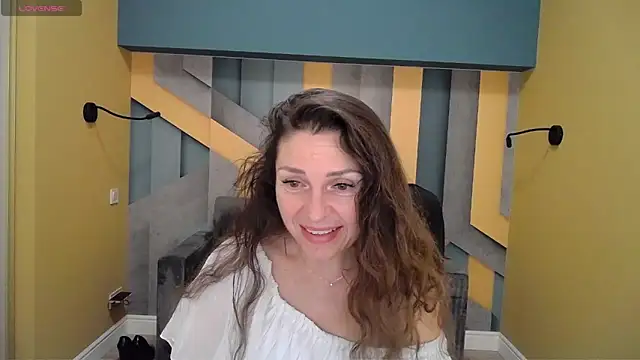 EllaLong online show from January 2, 2025, 12:35 pm