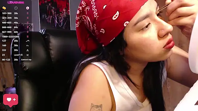 DanelyLopez online show from February 12, 2025, 4:22 pm