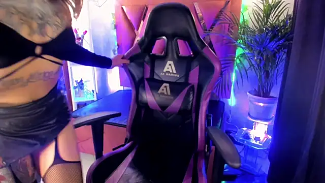 Megan inked online show from January 4, 2025, 5:58 am