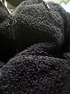 HAIRY PUSSY BIG online show from December 27, 2024, 7:03 pm