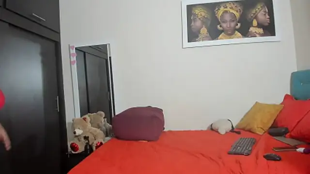 megan-hotxx online show from November 27, 2025, 3:30 am