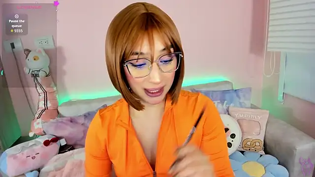 tinysara online show from March 7, 2026, 4:15 pm