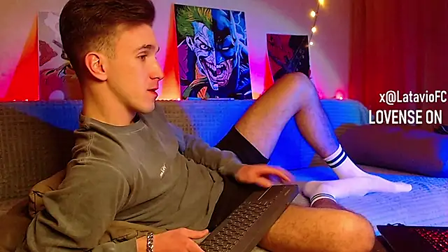 Midnighter  online show from March 6, 2025, 10:15 pm