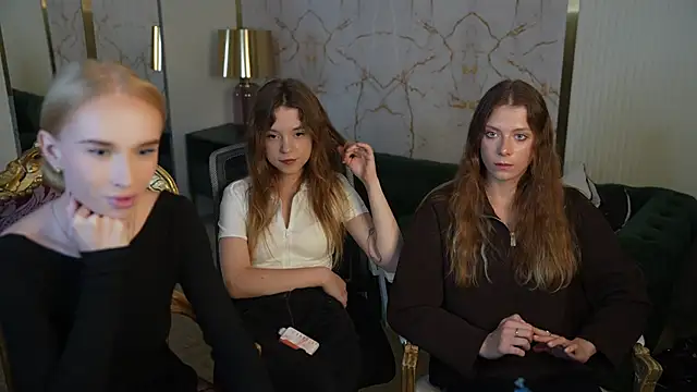 Amelia Blaze online show from October 7, 2025, 11:18 am