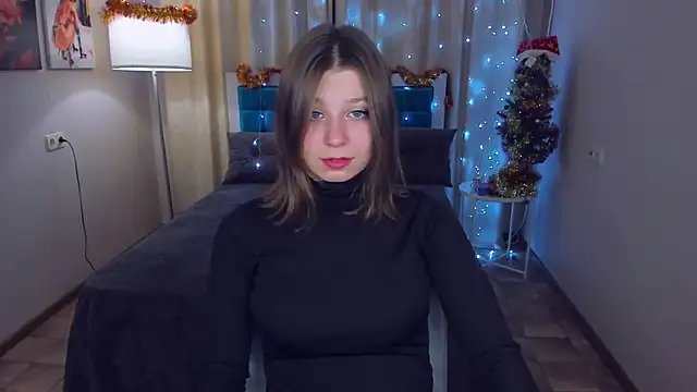 RinaMoore online show from December 24, 2024, 12:22 pm