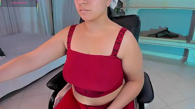 scarlet miller1 online show from March 21, 2025, 11:44 am