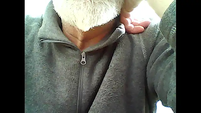 xcimeru online show from November 11, 2025, 3:01 pm