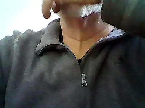 Snapshot of xcimeru chatting on February 28, 2026, 7:42 am xcimeru online show from February 28, 2026, 7:42 am