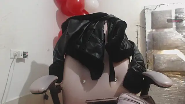 toxxxic cams online show from February 7, 2026, 4:16 am