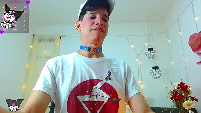 Snapshot of Ariel_Femboy_ chatting on December 26, 2024, 3:06 am Ariel Femboy online show from December 26, 2024, 3:06 am