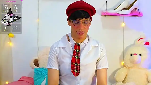 Snapshot of Ariel_Femboy_ chatting on March 8, 2025, 7:05 am Ariel Femboy online show from March 8, 2025, 7:05 am