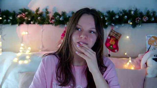 ElisabethDavis online show from January 12, 2025, 12:18 am