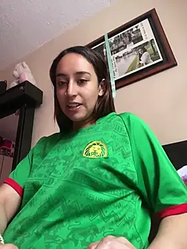 Snapshot of Vaiolet_a chatting on December 23, 2024, 8:57 pm Vaiolet a online show from December 23, 2024, 8:57 pm