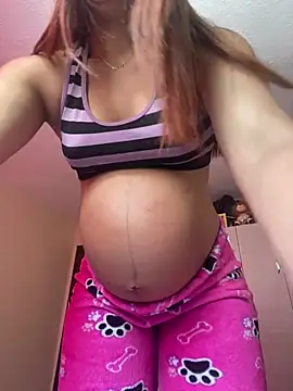 Snapshot of Vaiolet_a chatting on January 14, 2025, 5:23 pm Vaiolet a online show from January 14, 2025, 5:23 pm