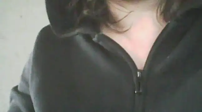 deluxpussy online show from February 4, 2025, 9:38 am