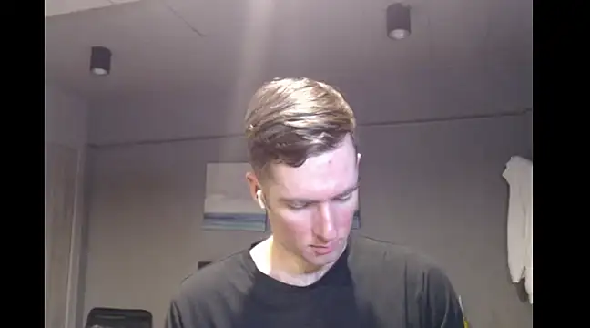 Snapshot of rawdawgrex chatting on January 29, 2025, 11:20 am rawdawgrex online show from January 29, 2025, 11:20 am