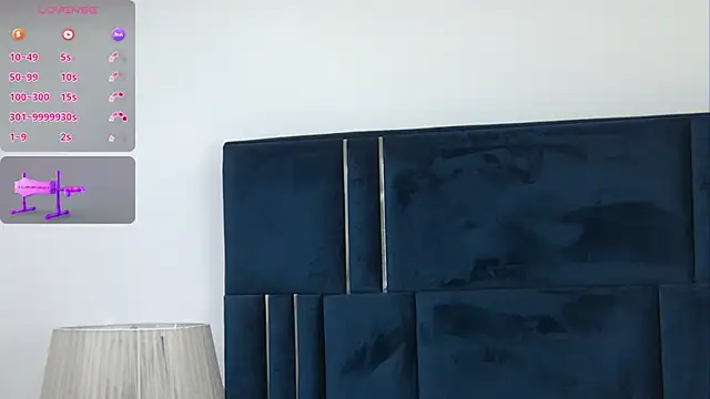 EdithOliviere online show from September 14, 2025, 8:35 am