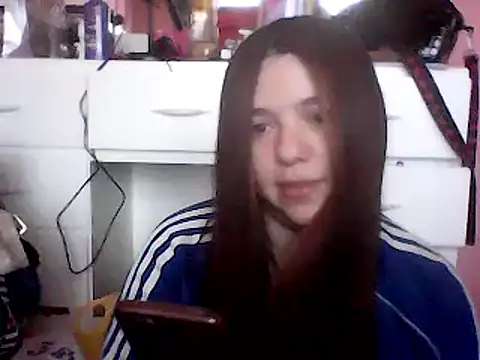 Oxitocina2000 online show from December 3, 2024, 7:55 pm