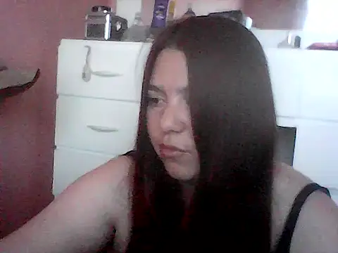 Oxitocina2000 online show from November 14, 2025, 9:35 pm