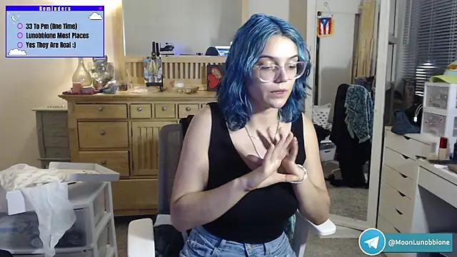 Snapshot of Lunobbione chatting on February 21, 2026, 12:33 am Lunobbione online show from February 21, 2026, 12:33 am