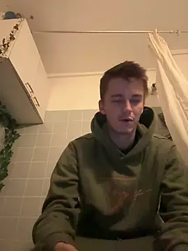 Snapshot of Toyjungee chatting on February 7, 2026, 6:44 pm Toyjungee online show from February 7, 2026, 6:44 pm