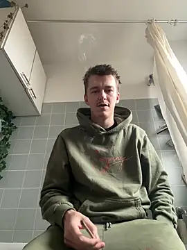 Snapshot of Toyjungee chatting on February 8, 2026, 10:40 am Toyjungee online show from February 8, 2026, 10:40 am