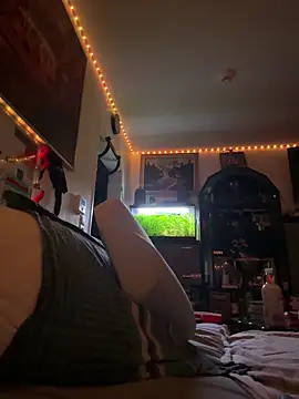 Snapshot of Toyjungee chatting on February 25, 2026, 7:45 pm Toyjungee online show from February 25, 2026, 7:45 pm