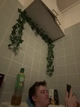 Snapshot of Toyjungee chatting on March 1, 2026, 7:05 pm Toyjungee online show from March 1, 2026, 7:05 pm