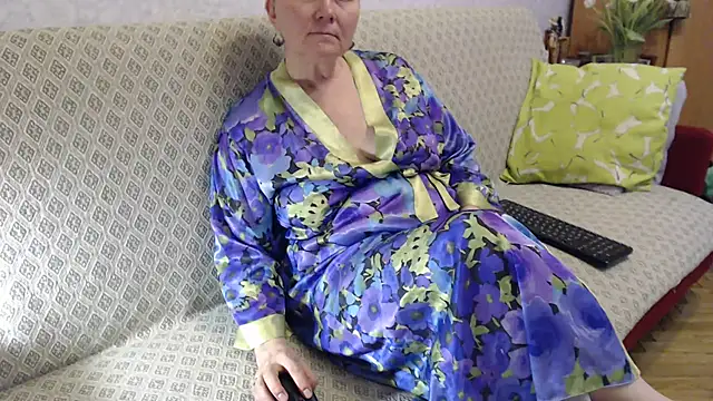 zarinafonliberman online show from March 18, 2025, 5:10 pm